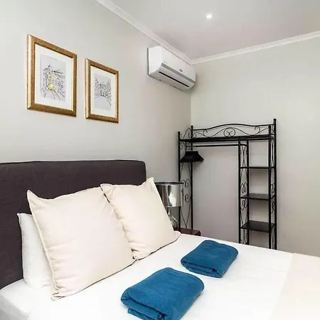 Ola - Lapa Iii Apartment Lisbon